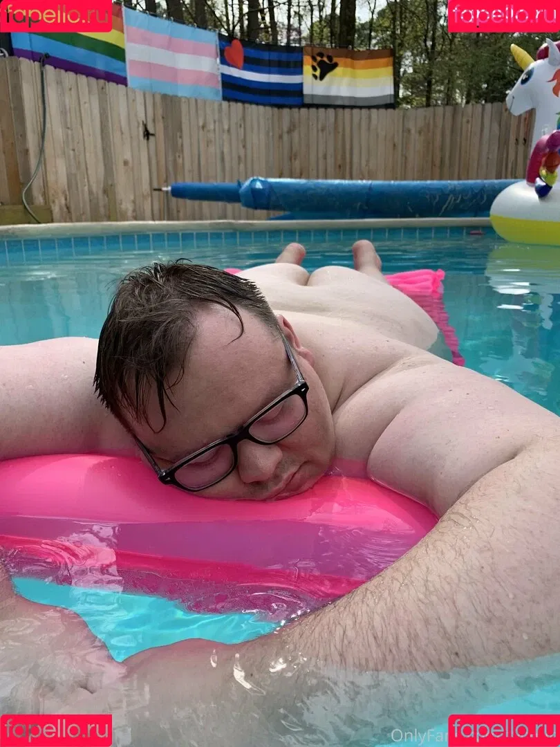 tychub Onlyfans Photo Gallery 
