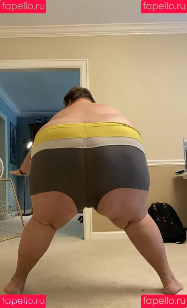 tychub Onlyfans Photo Gallery 