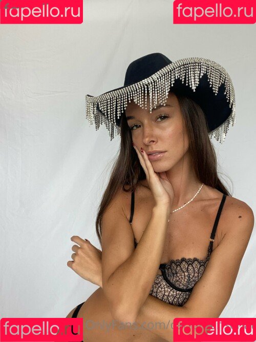 carlotaensenat Onlyfans Photo Gallery 