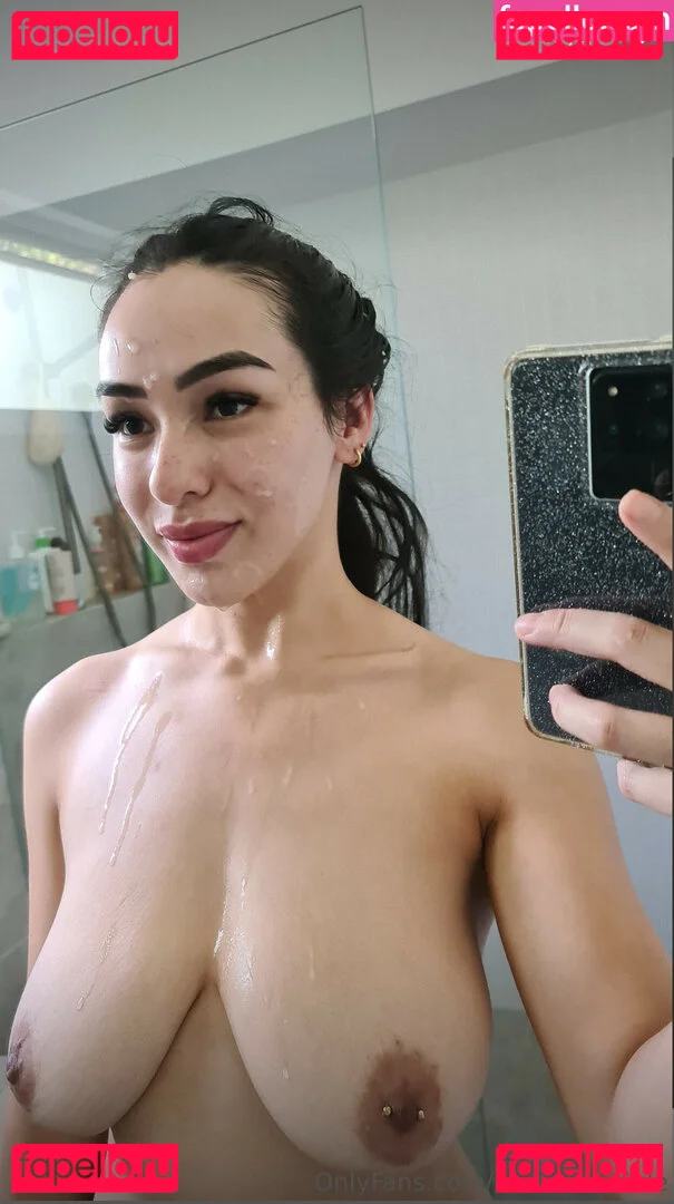 Leah Wilde Onlyfans Photo Gallery 