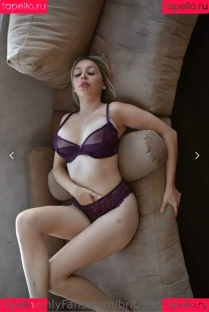 britneyyyofficial Onlyfans Photo Gallery 