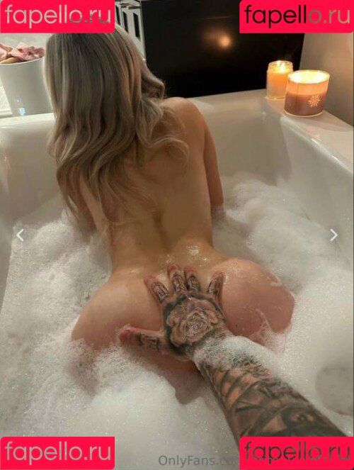 britneyyyofficial Onlyfans Photo Gallery 