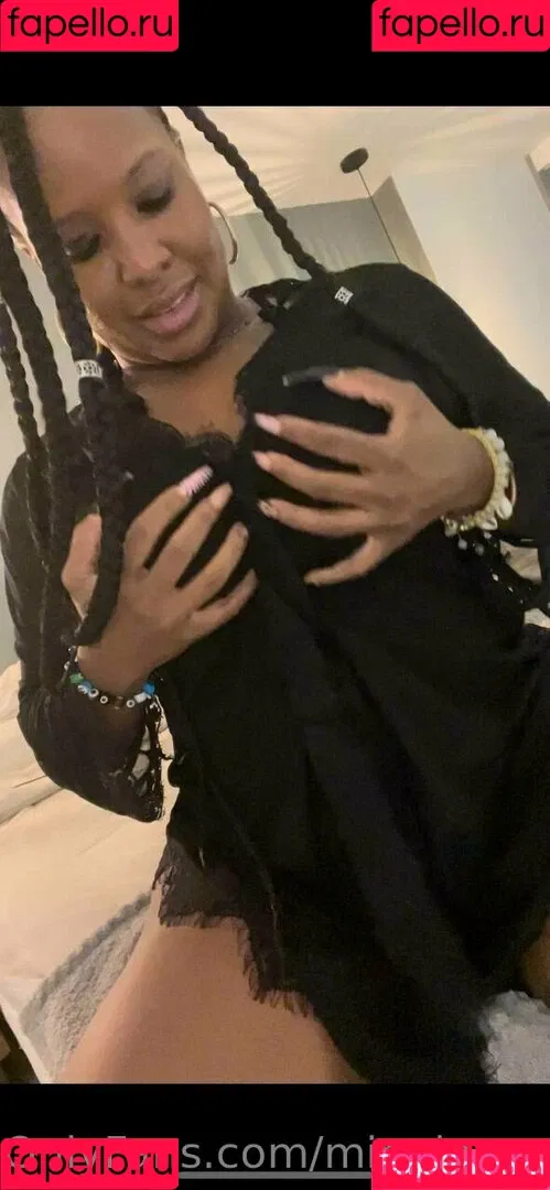 minniexoxo20 Onlyfans Photo Gallery 