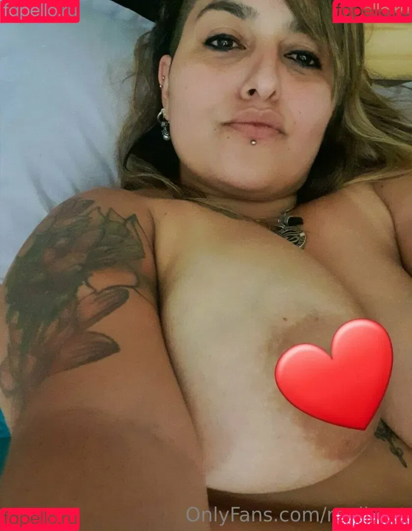 regihoot Onlyfans Photo Gallery 