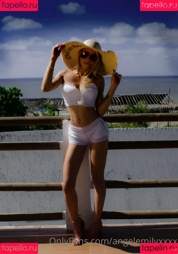 angelemilyxxxx Onlyfans Photo Gallery 