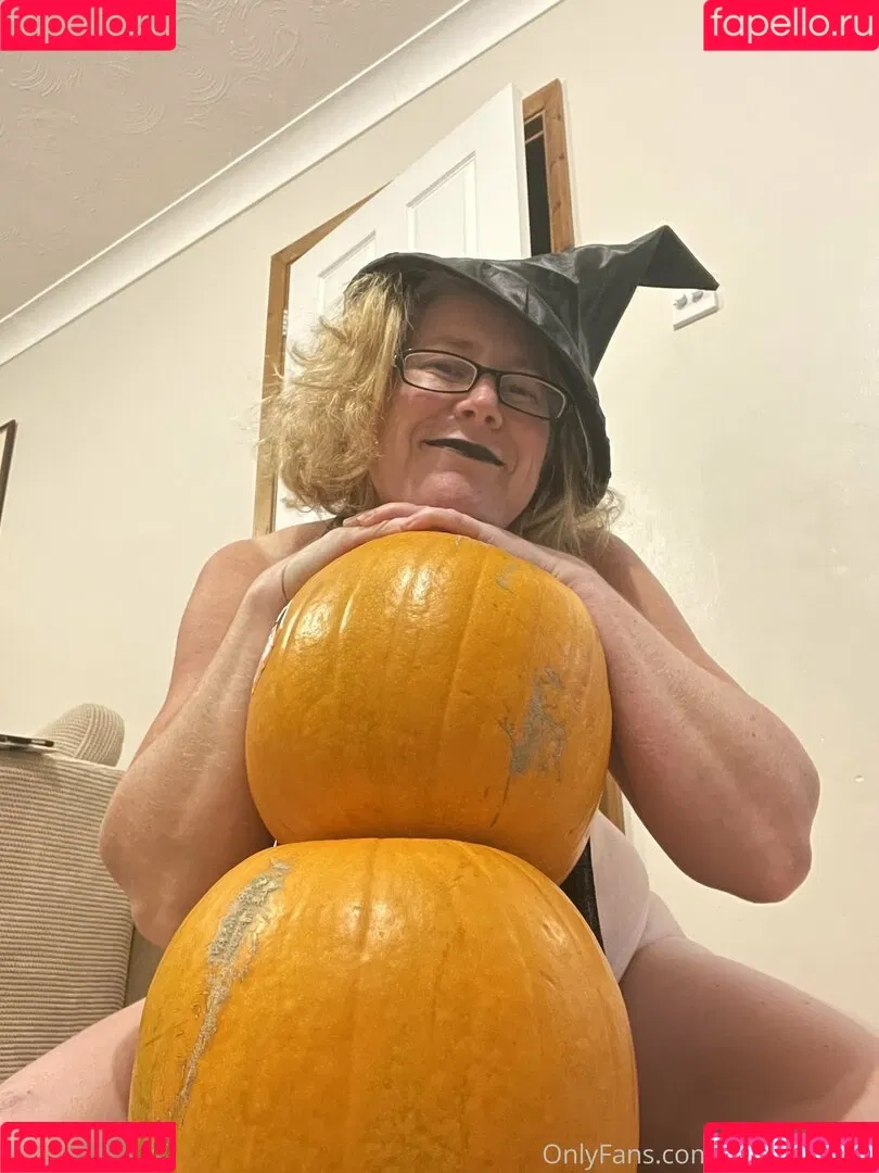 khariscurves Onlyfans Photo Gallery 