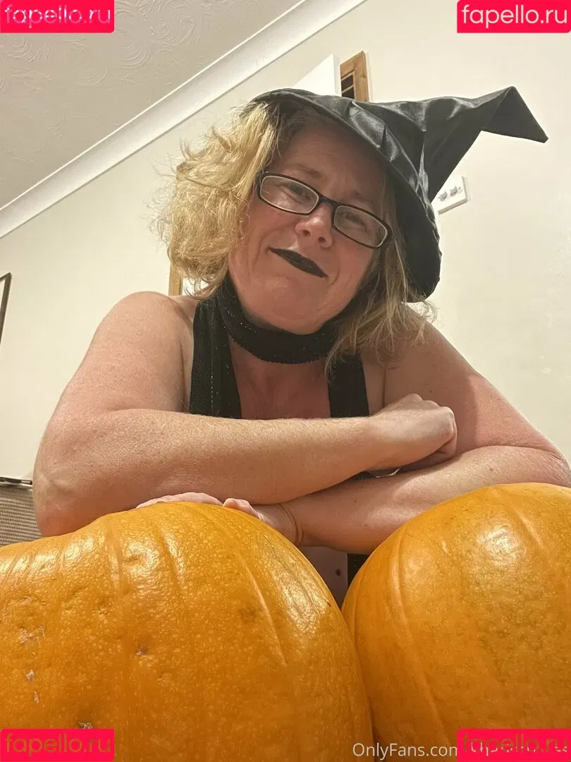 khariscurves Onlyfans Photo Gallery 