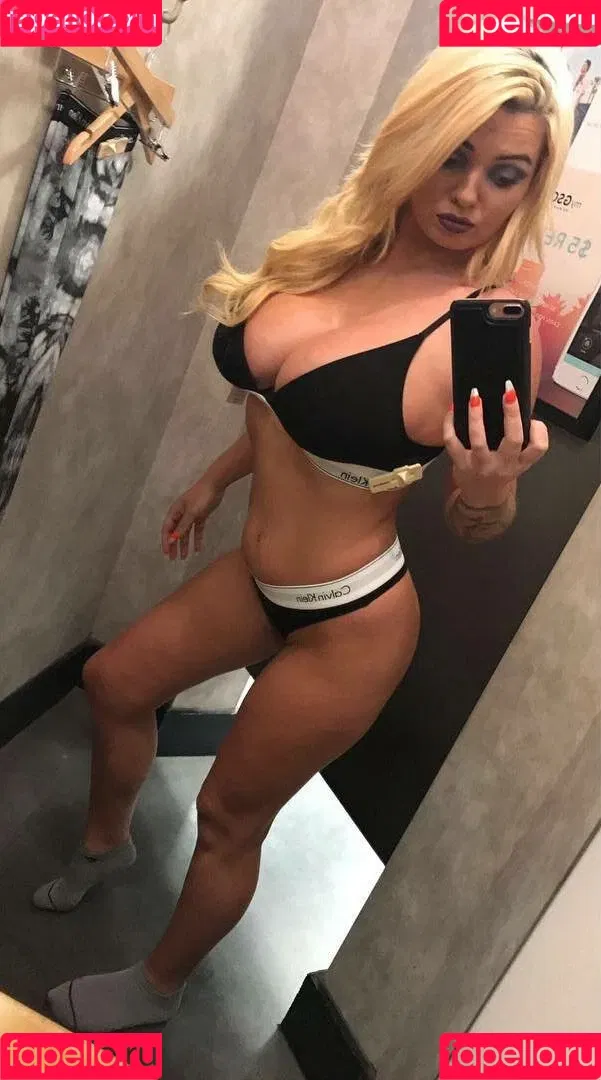 Tiffany White Onlyfans Photo Gallery 