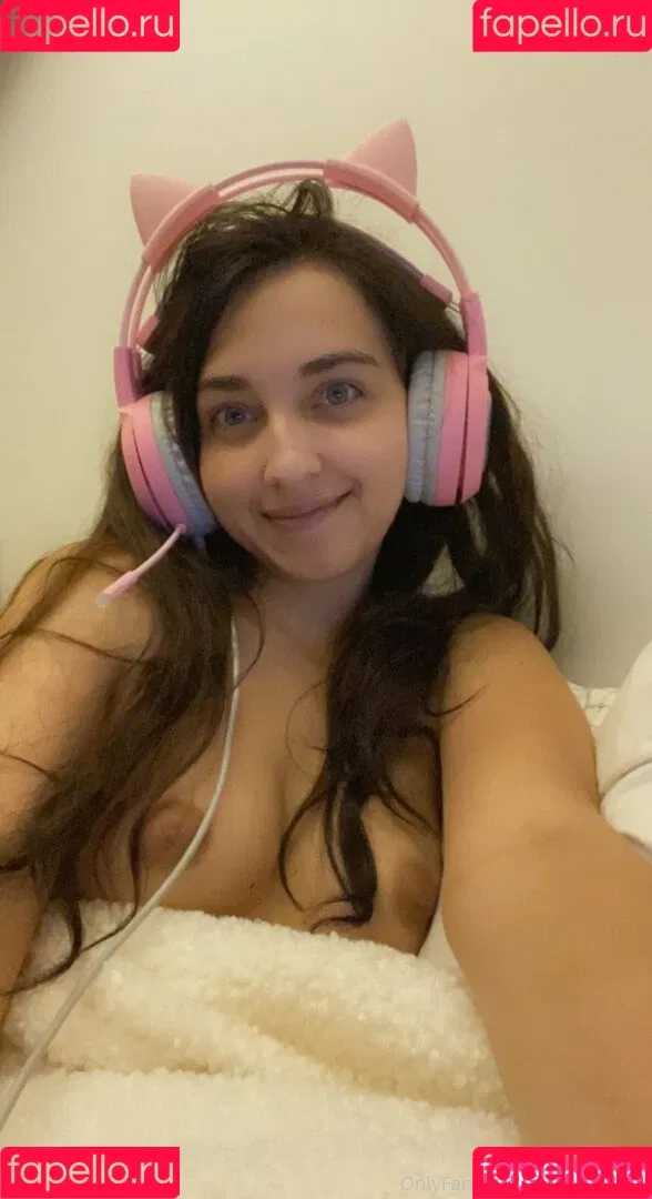molly_bl0om Onlyfans Photo Gallery 
