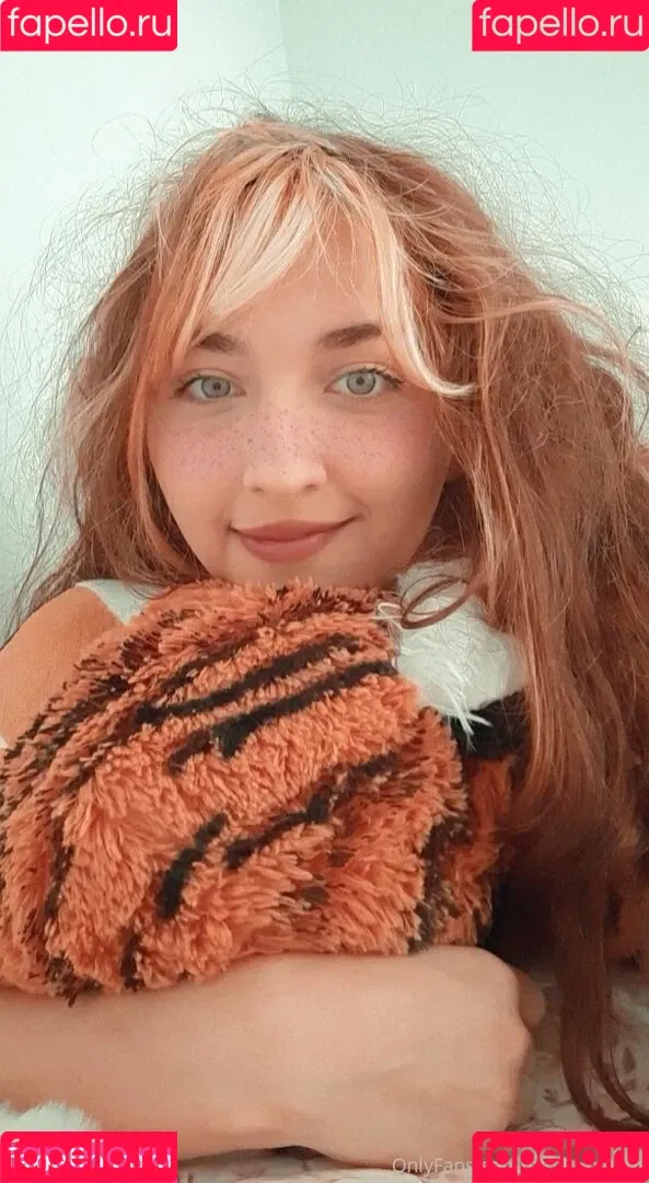 molly_bl0om Onlyfans Photo Gallery 