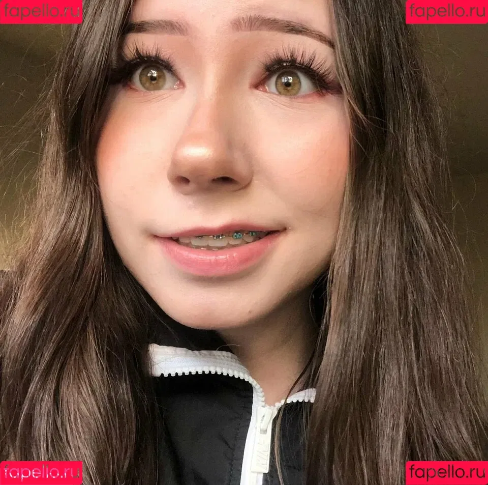 AliciaJade Onlyfans Photo Gallery 