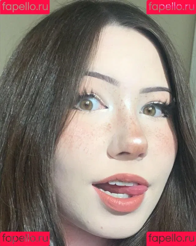 AliciaJade Onlyfans Photo Gallery 