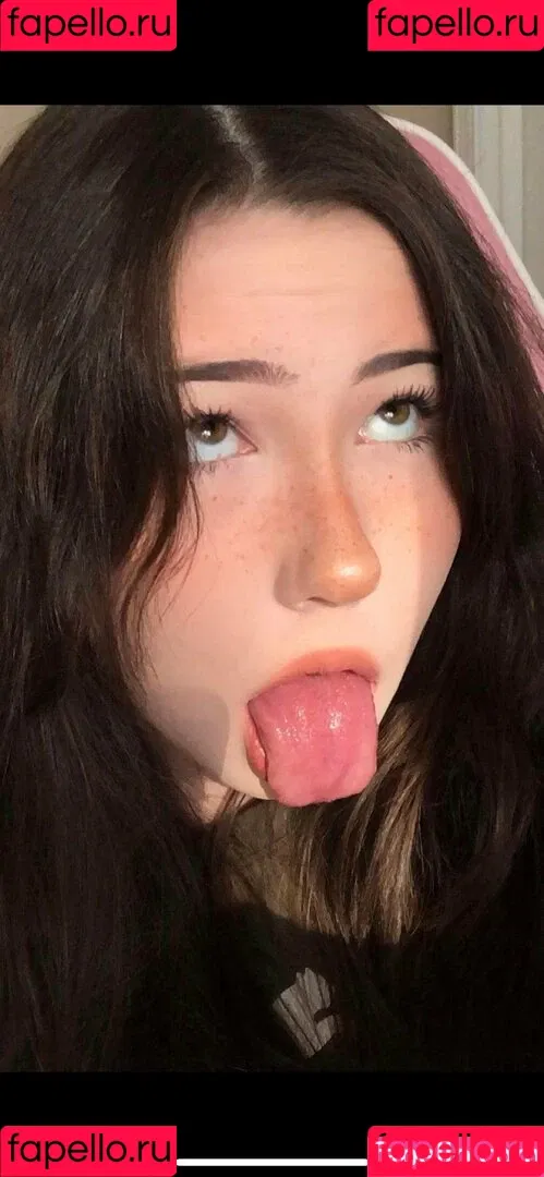 AliciaJade Onlyfans Photo Gallery 