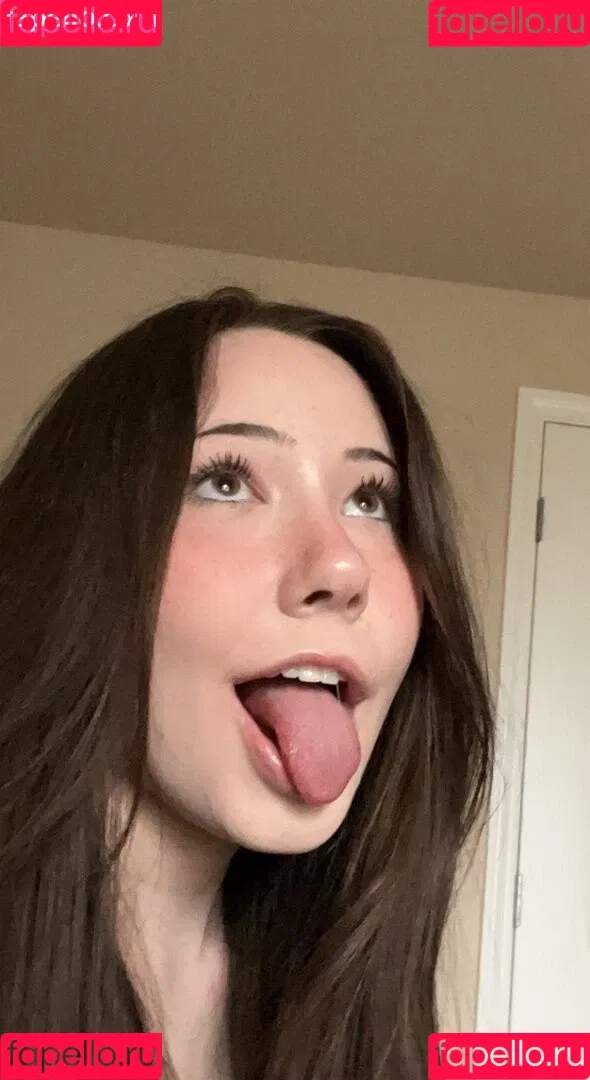 AliciaJade Onlyfans Photo Gallery 