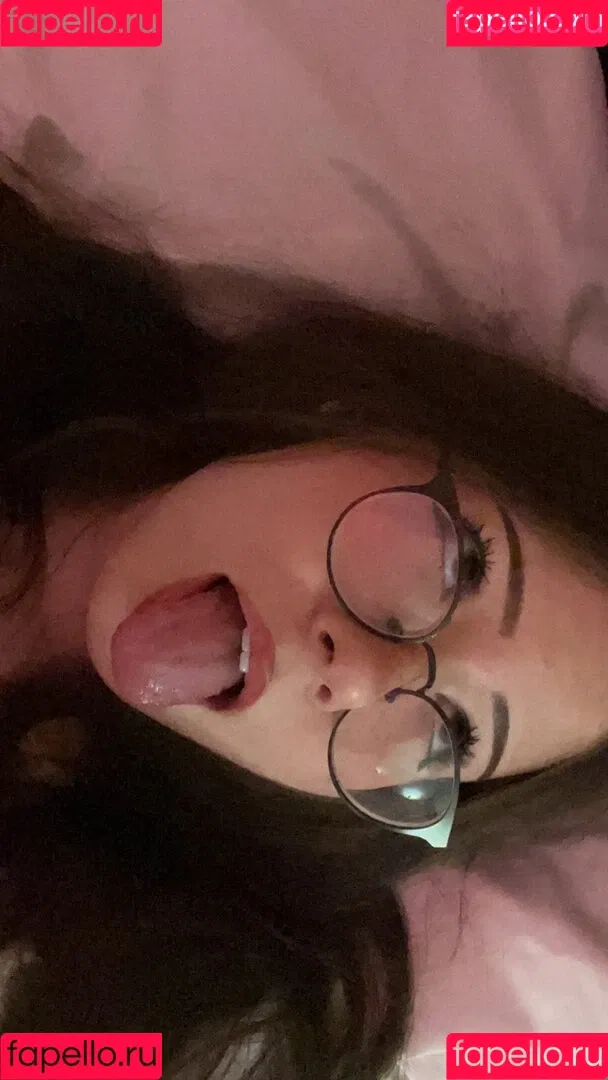 AliciaJade Onlyfans Photo Gallery 