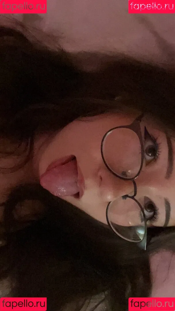 AliciaJade Onlyfans Photo Gallery 
