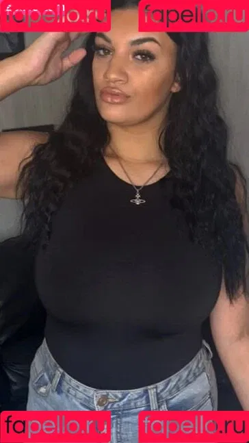 Chloe-Ann Whitham Onlyfans Photo Gallery 