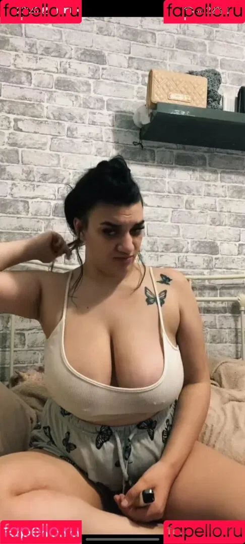 Chloe-Ann Whitham Onlyfans Photo Gallery 