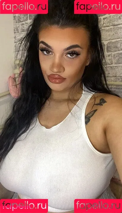 Chloe-Ann Whitham Onlyfans Photo Gallery 