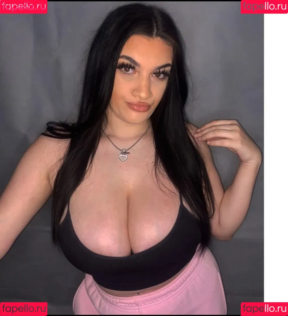 Chloe-Ann Whitham Onlyfans Photo Gallery 