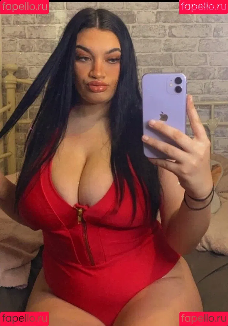 Chloe-Ann Whitham Onlyfans Photo Gallery 