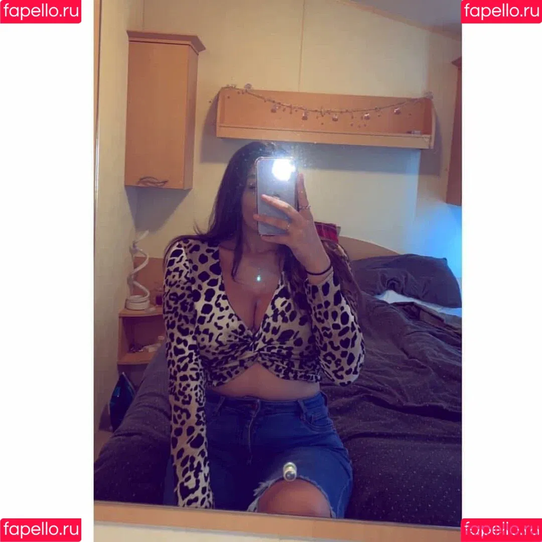 Chloe-Ann Whitham Onlyfans Photo Gallery 