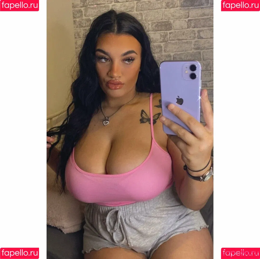 Chloe-Ann Whitham Onlyfans Photo Gallery 