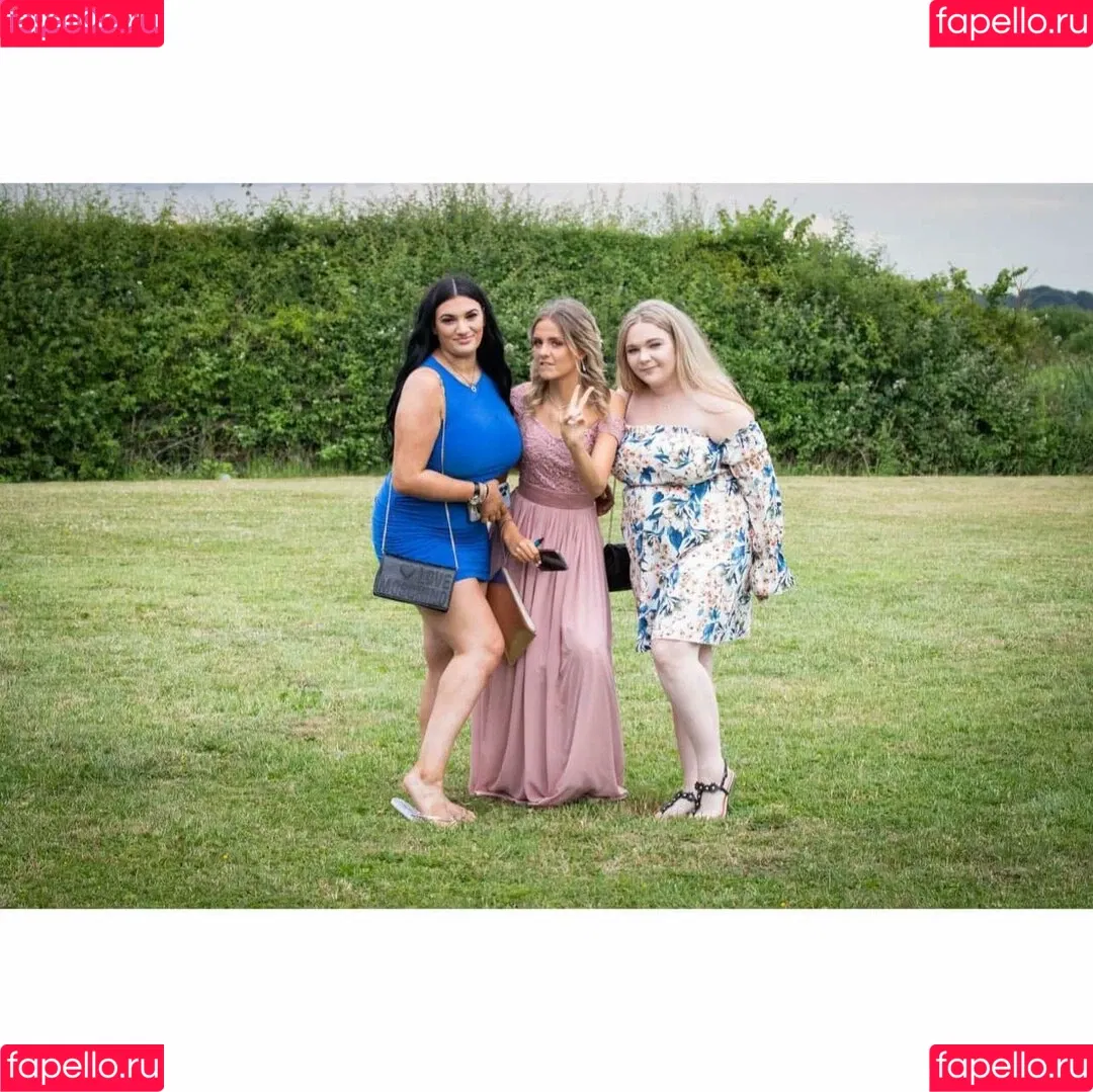 Chloe-Ann Whitham Onlyfans Photo Gallery 