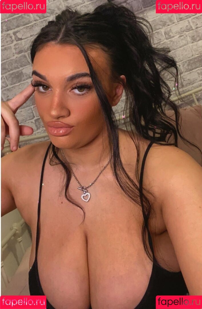 Chloe-Ann Whitham Nude Onlyfans Photo 23