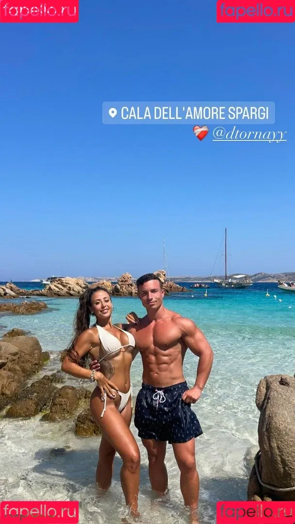Sara Izquierdo Onlyfans Photo Gallery 