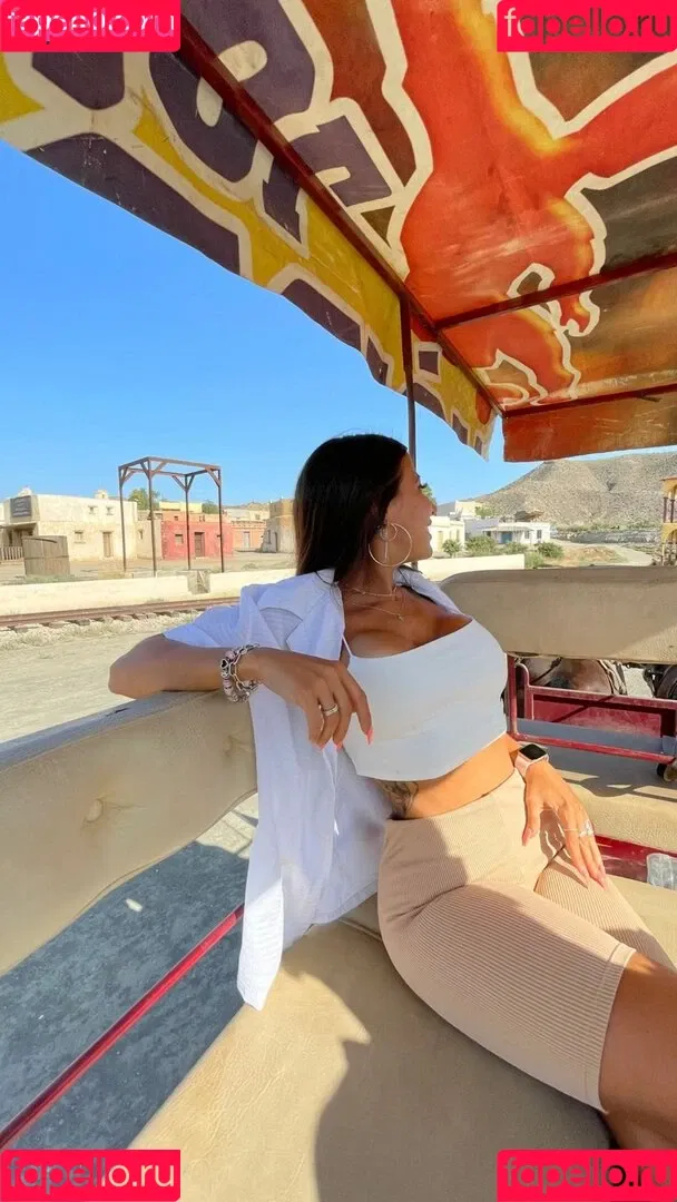 Sara Izquierdo Onlyfans Photo Gallery 