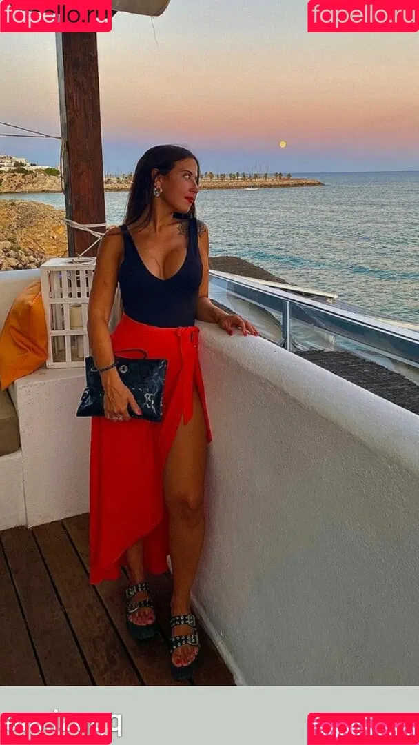 Sara Izquierdo Onlyfans Photo Gallery 