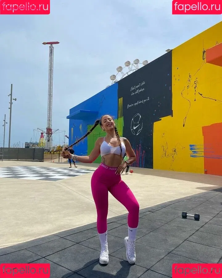 Sara Izquierdo Onlyfans Photo Gallery 