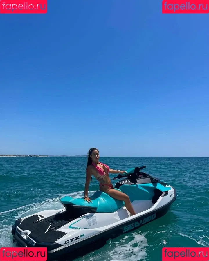 Sara Izquierdo Onlyfans Photo Gallery 