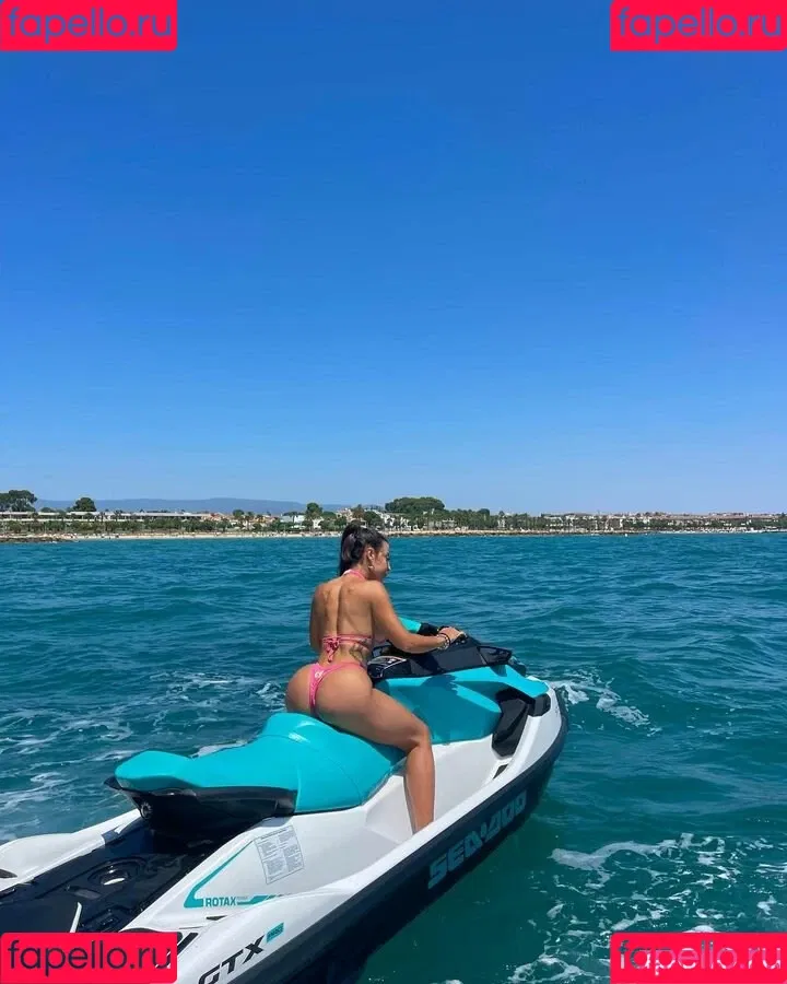 Sara Izquierdo Onlyfans Photo Gallery 