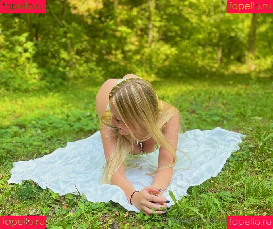 Anya Truax Onlyfans Photo Gallery 
