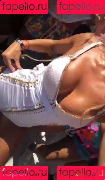 Luisa Mell Nude Onlyfans Photo 22