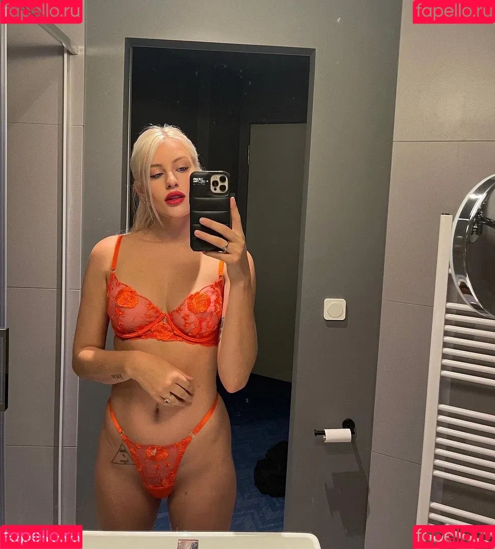 Chloe Verhagen Onlyfans Photo Gallery 