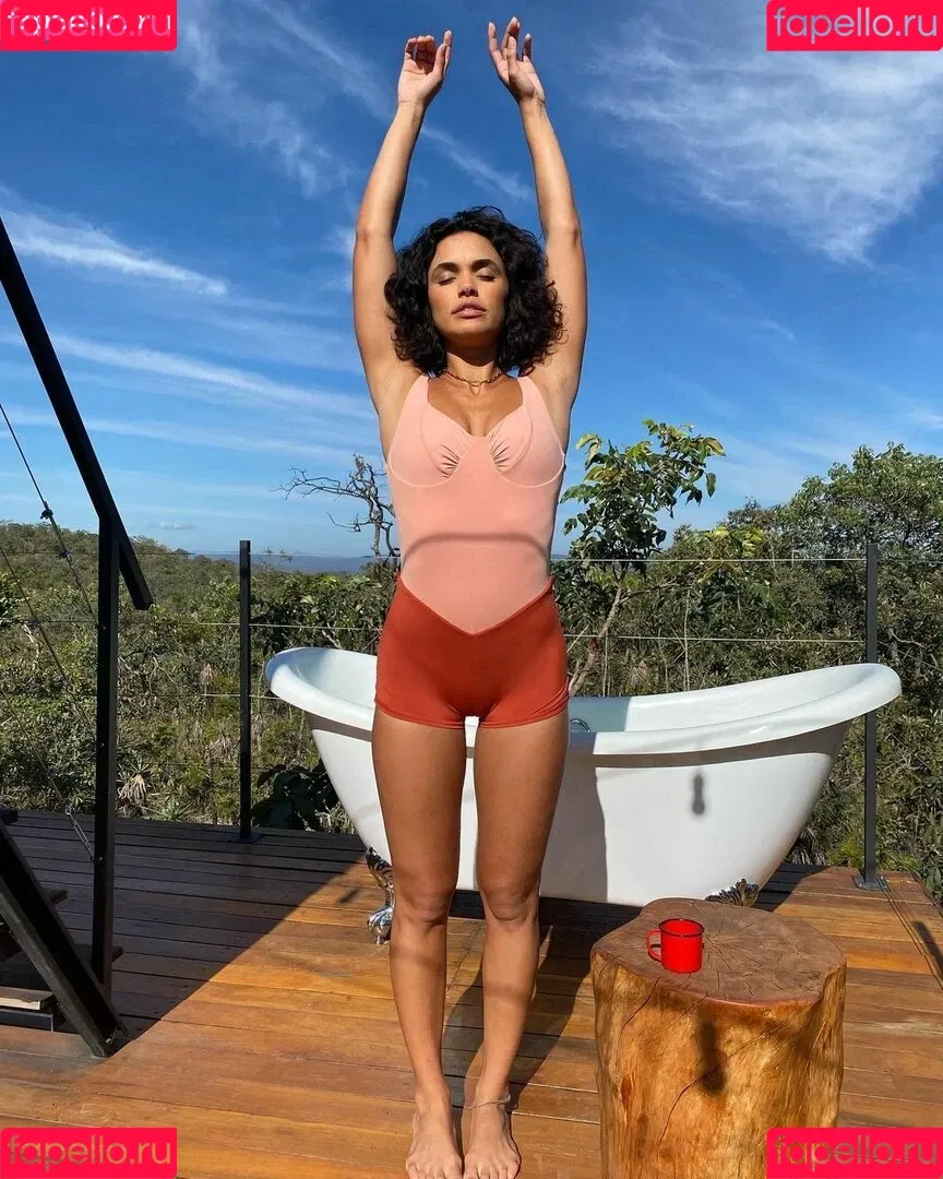 Giovana Cordeiro Onlyfans Photo Gallery 