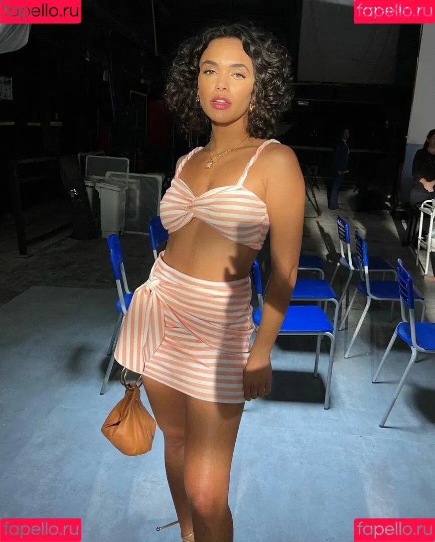 Giovana Cordeiro Onlyfans Photo Gallery 