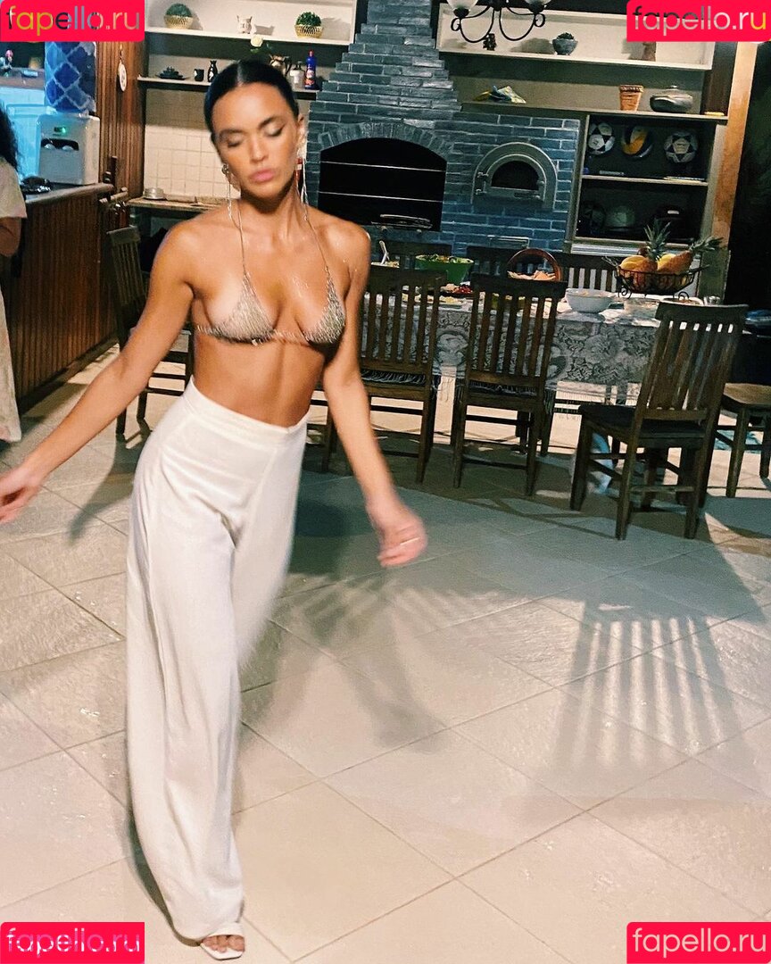 Giovana Cordeiro Nude Onlyfans Photo 39