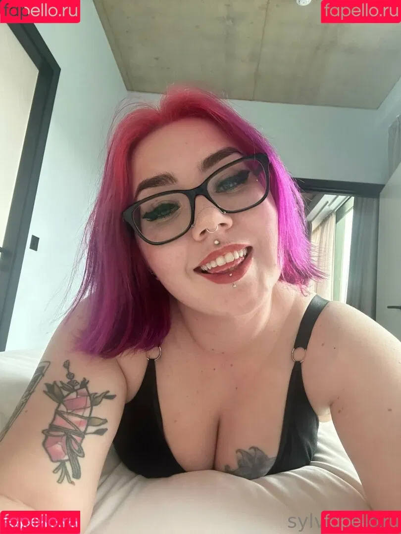 sylvermoon Onlyfans Photo Gallery 