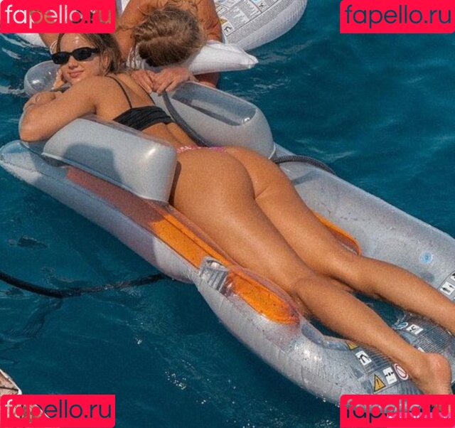Isabela Fernandez Nude Onlyfans Photo 12