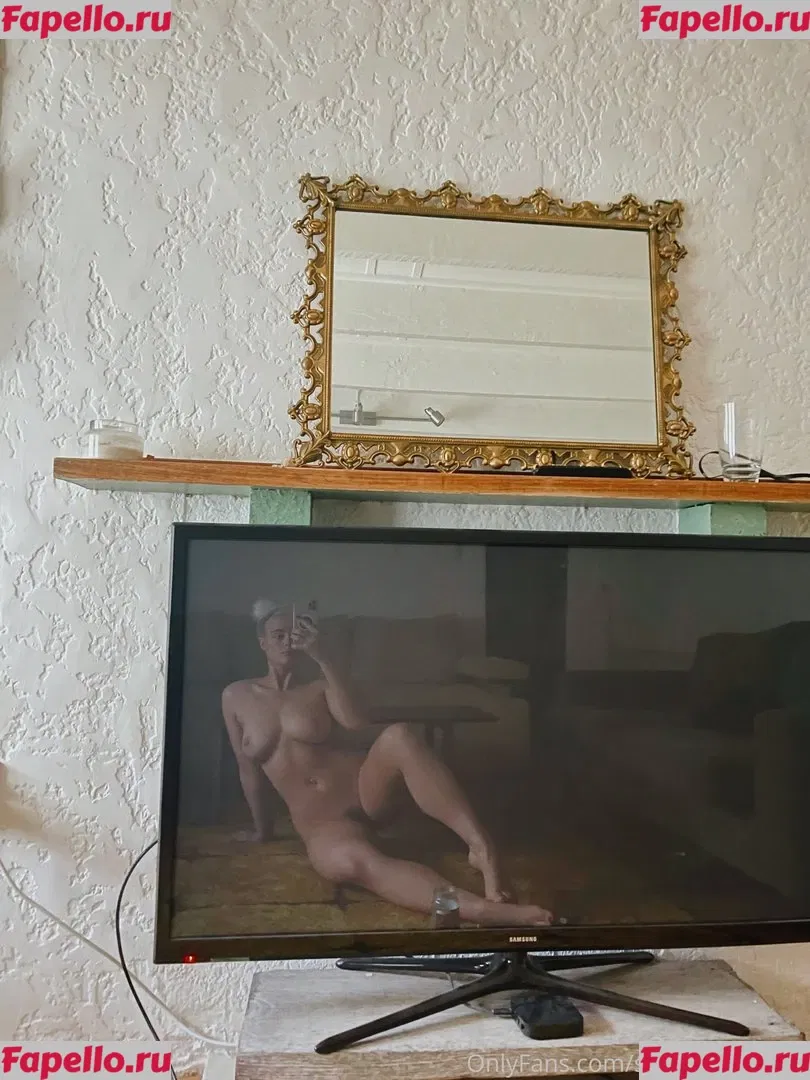 Stefania Ferrario Onlyfans Photo Gallery 