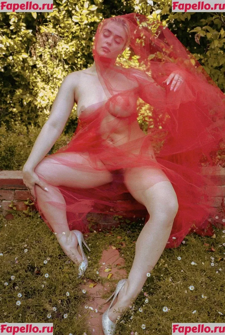 Stefania Ferrario Onlyfans Photo Gallery 