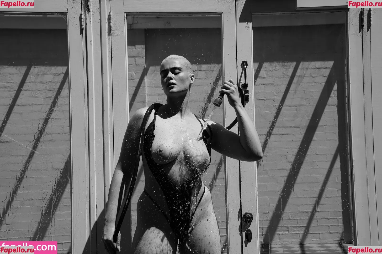 Stefania Ferrario Onlyfans Photo Gallery 