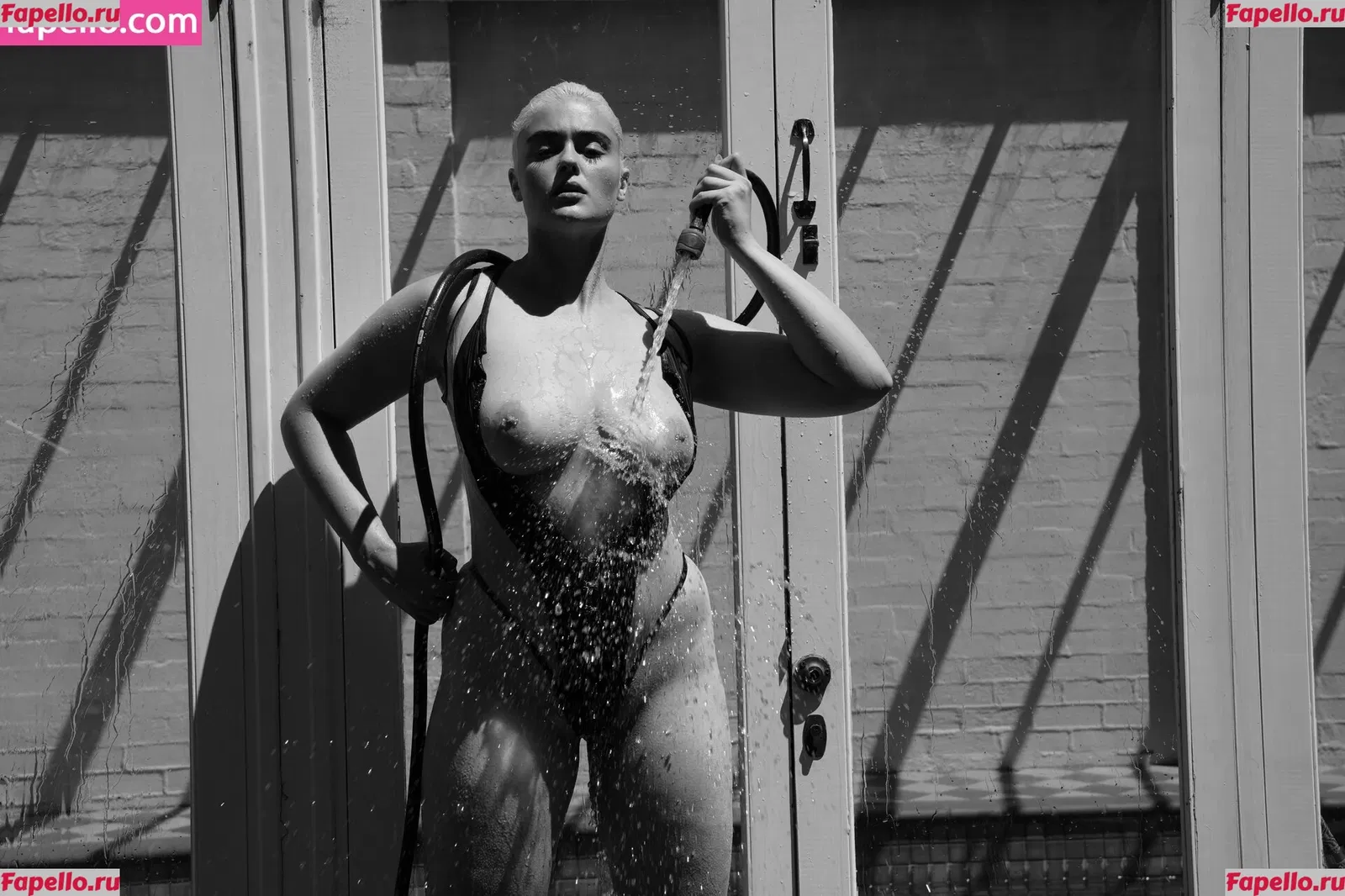 Stefania Ferrario Onlyfans Photo Gallery 
