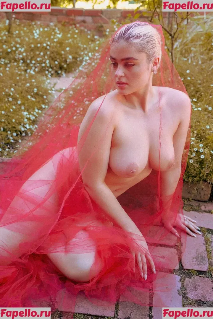 Stefania Ferrario Onlyfans Photo Gallery 