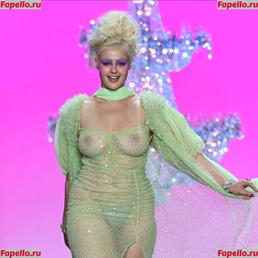 Stefania Ferrario Onlyfans Photo Gallery 