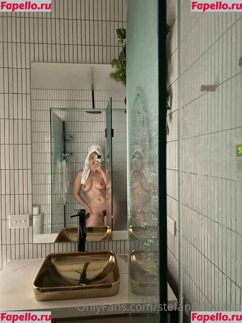 Stefania Ferrario Onlyfans Photo Gallery 